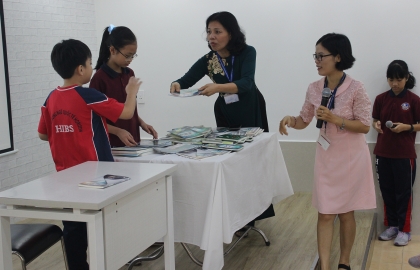 Học sinh trường SONG NGỮ QUỐC TẾ HORIZON giao lưu nhà văn VÕ THU HƯƠNG